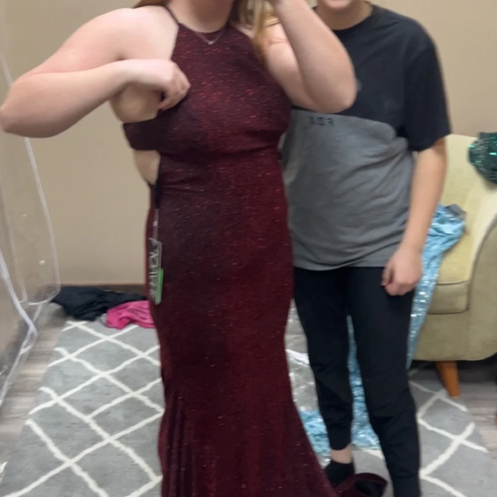 Prom dress - Picture 4 of 4